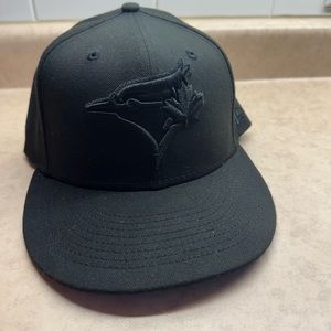 New Era 7 1/2 Men’s Black on Black Toronto Blue Jays Hat